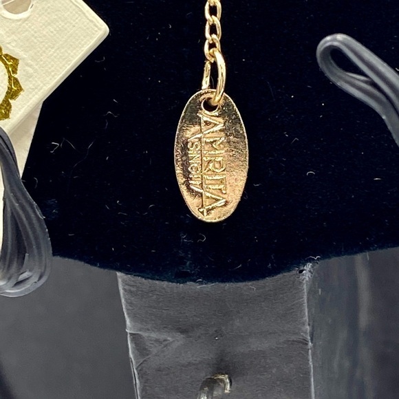 Amrita Singh Statement Multi-Strand Hot Pink Beads and Gold Tone Chain Necklace - Picture 10 of 15